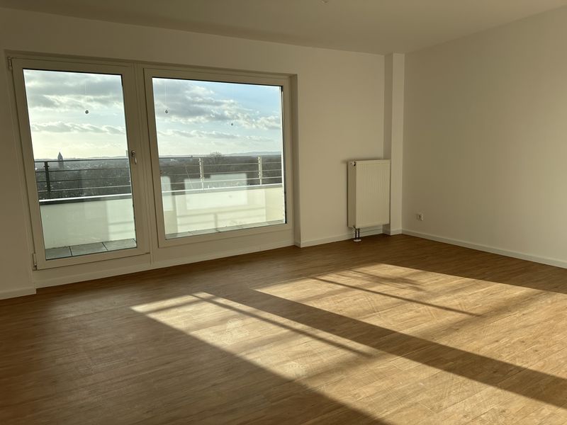 ANFRAGESTOP Helle Wohnung mit drei Zimmern in Köln-Ehrenfeld